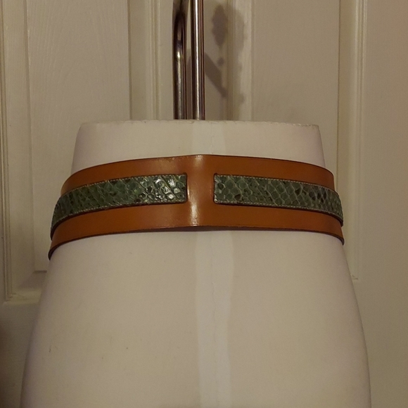 Awesome Prada python leather belt - Picture 3 of 9